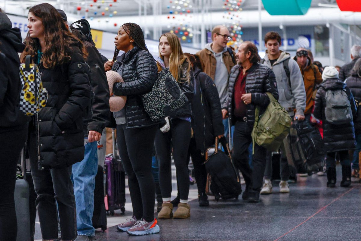 ClaimToolkit's tweet photo. Flight Canceled By Winter Storm? How To Benefit From Travel Insurance #FlightCanceled #WinterStormTravel #TravelInsuranceTips #TravelInsuranceCoverage #TripCancellation #TravelDelay #MissedConnection https://t.co/Mag6e3QL2r https://t.co/3ZF2YooE0S