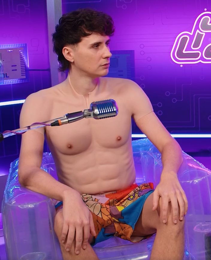 phreakyogurt's tweet photo. Dens body is quite hot. im shocked he always acts so nerdy yet hes built like a model❤️😍 https://t.co/KZ21XqX4aW