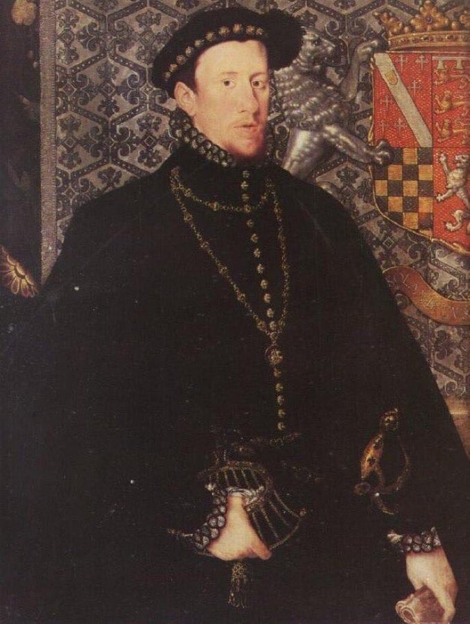 jdmccafferty's tweet image. 26 Jan 1572: Thomas Howard 4th Duke of #Norfolk degraded from the Order  of the Garter, for his role in the Ridolfi plot, his arms were then cast into the ditch at #Windsor Castle #otd