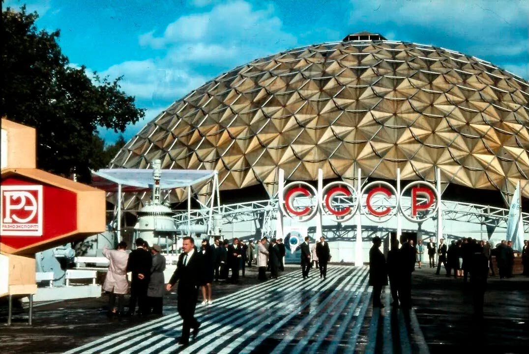 NewsArch's tweet image. Buckminster Fuller and his contribution to world architecture cih.ru/wp/bld/2026/01… Бакминстер Фуллер и его вклад в мировую архитектуру #Fuller #architect #Dymaxion ▄▀ via @cihru