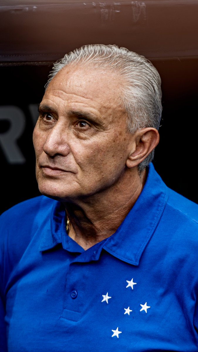 drumondbrun0's tweet photo. Primeiro clássico de Tite como treinador do Cruzeiro. 

Foto: Bruno Drumond

#tite #adenor #cruzeiro #cabuloso https://t.co/va8ZkaIxYu