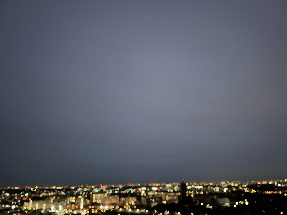 おはようございます☁️
乾燥した朝
よき一日となりますように😊

#イマソラ