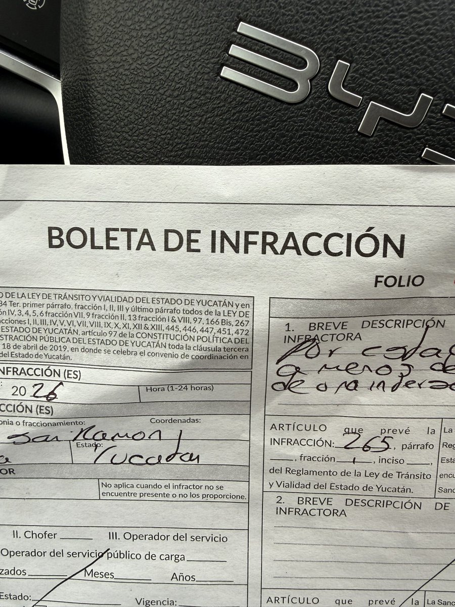 maumoreno tweet media