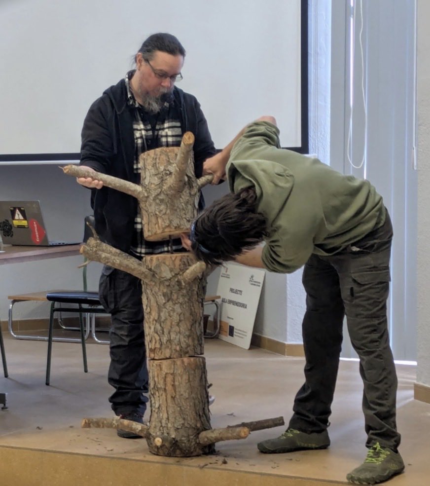 CFA REUS tweet media