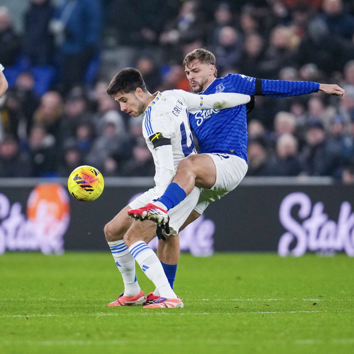 Leeds United tweet media