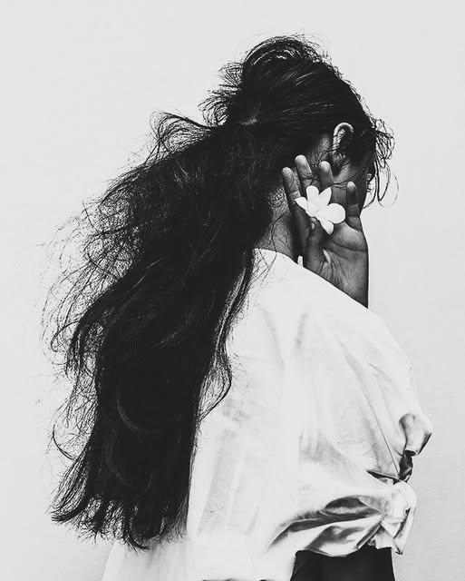 "Voy a guardar intacto el recuerdo de este instante porque todo lo que existe ahora mismo nunca volverá a ser igual".
José Emilio Pacheco