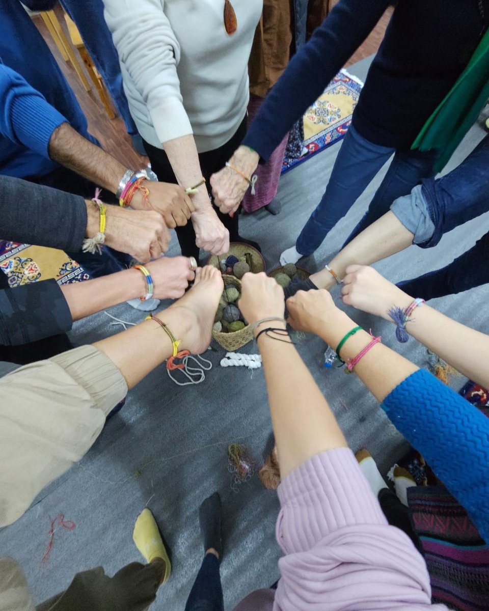 Traveling with Wandering Earl Tours means traveling with friends, whether you arrive together or meet them along the way.

#Adventure #Travel #Friendship #Community #WanderingEarl