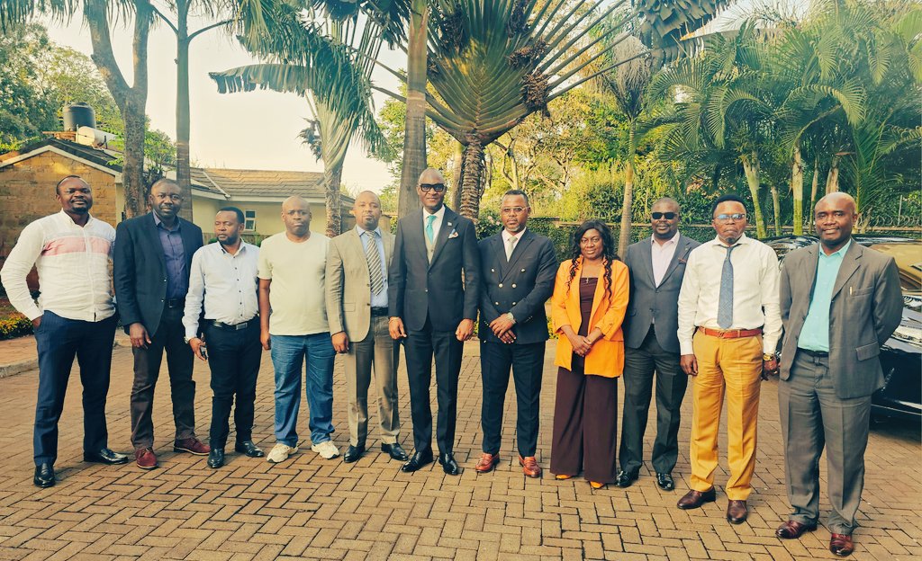 Davidtsk49's tweet image. Séance de travail tenue ce lundi 26 janvier 2026 entre nous, CMD -RDC/KENYA, et le collectif des médecins congolais exerçant au Kenya. L'ordre du jour de cette rencontre portait sur la preservation de l'exercice professionnel de nos compatriotes médecins au Kenya.