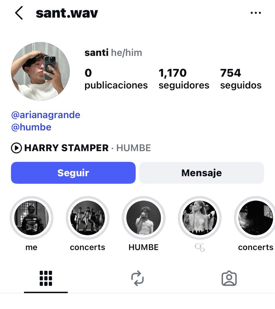 Hola moradas una chica me contacto comentandome que la estafaron, estaban en llamada pero al momento de la transferencia ya no se contacto 

les dejo sus redes y su numero para que tengan cuidado, no caigan con estas ratas ‼️