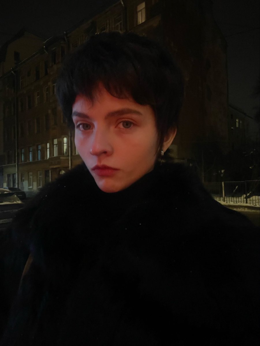 хáнyшka tweet media