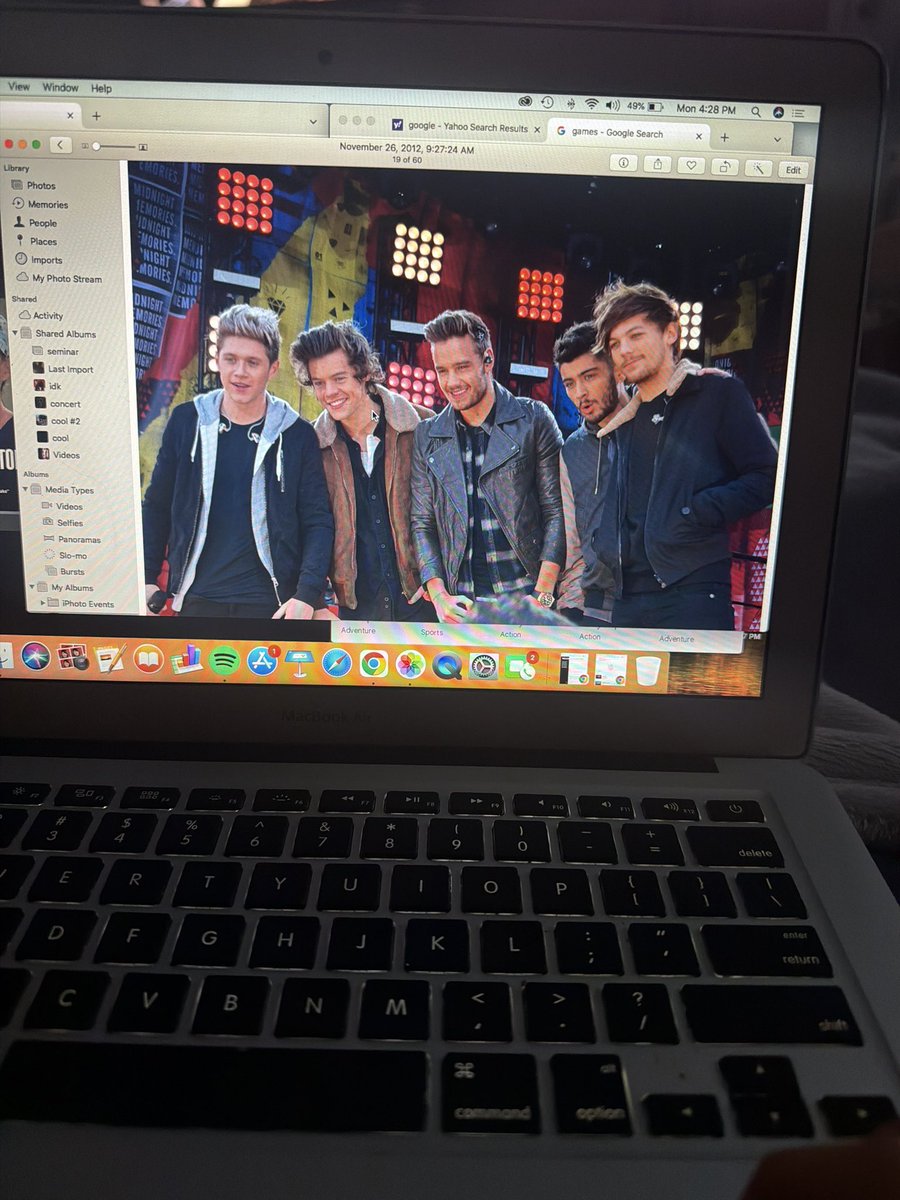 opening up my old photos on my mac book and let’s be real!!!!! i’m gonna lose my mind