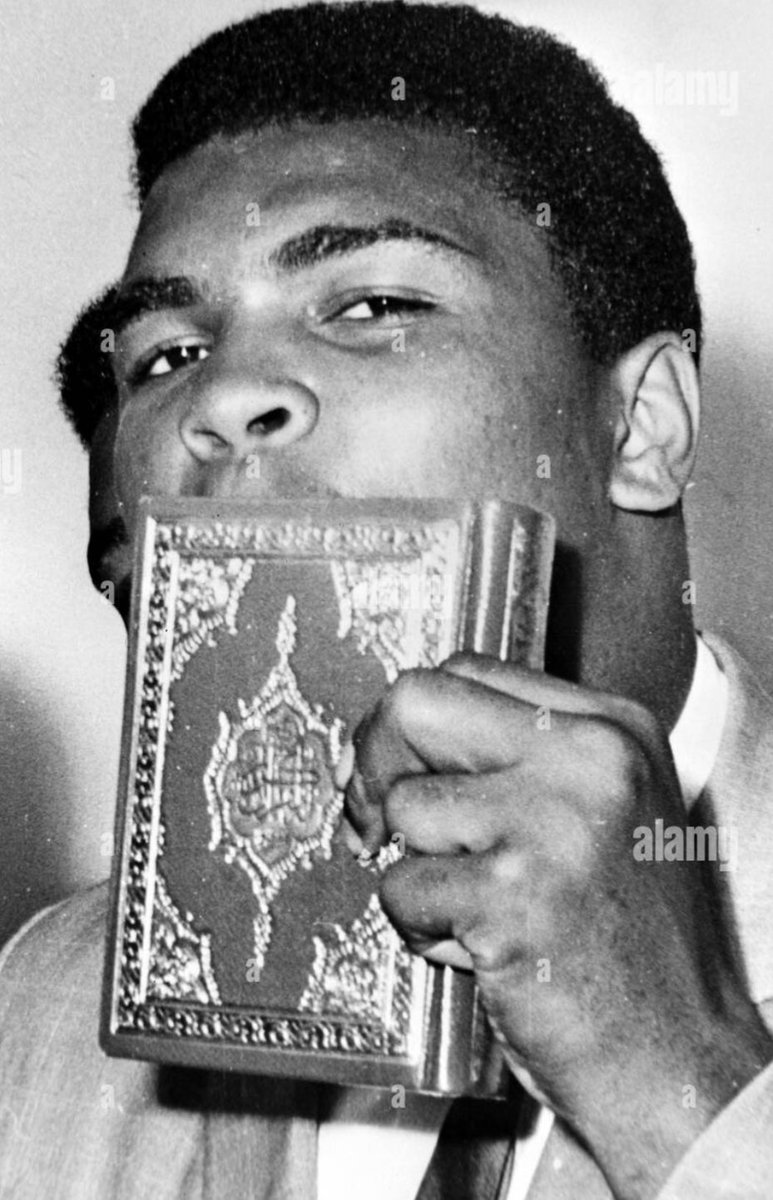 « J’ai demander à الله la richesse, il m’a donné l’Islam » Muhammad Ali 
Qu’Allah lui fasse miséricorde et lui accorde al firdaws