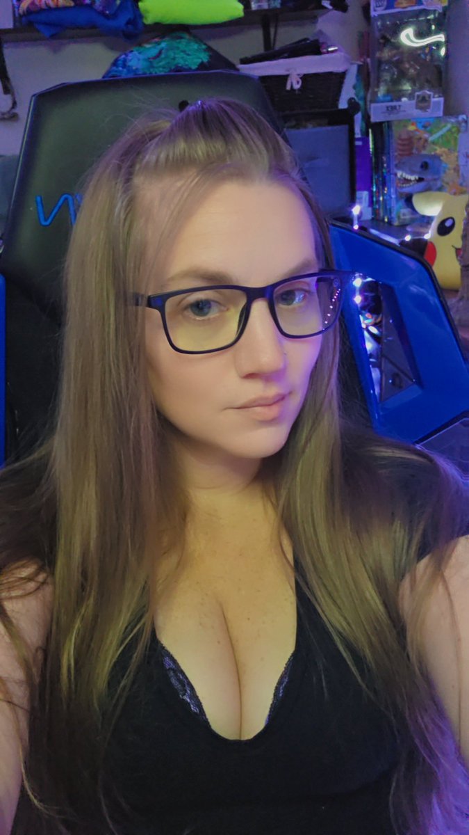 We live come over and say hi