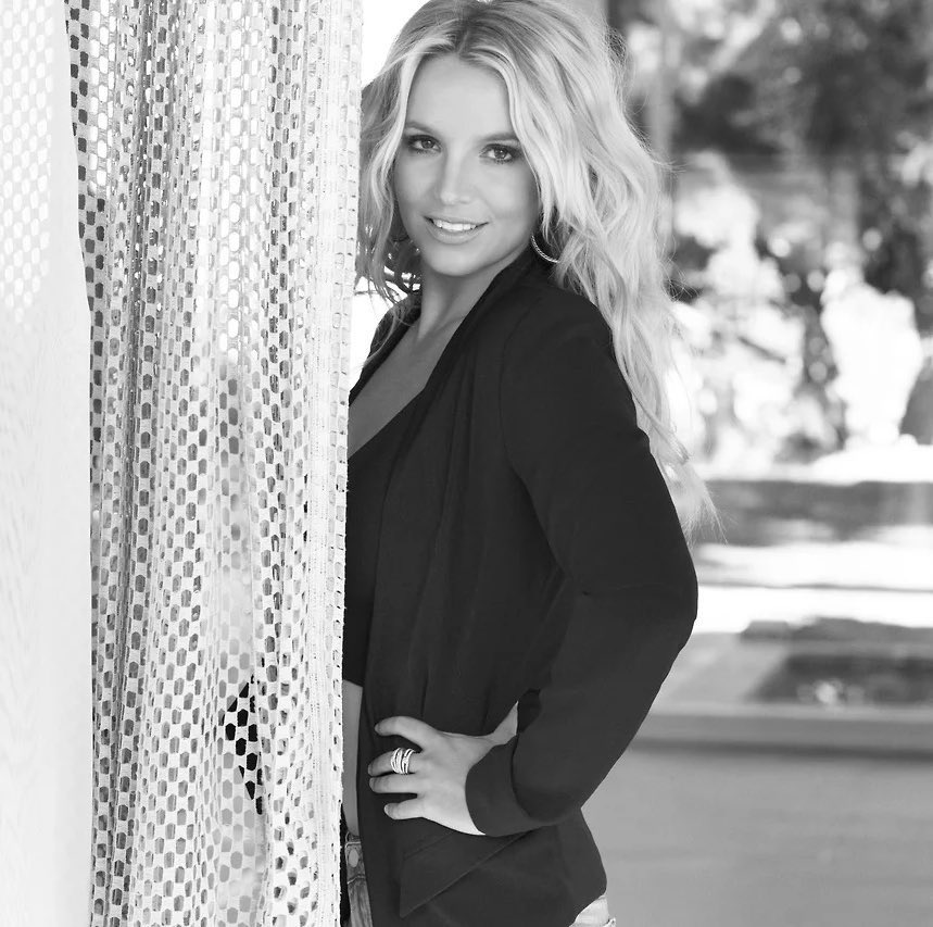 plusmusicbr's tweet image. A-LIST! PRINCESA DO POP! Britney Spears se tornou o principal assunto do MUNDO no X.