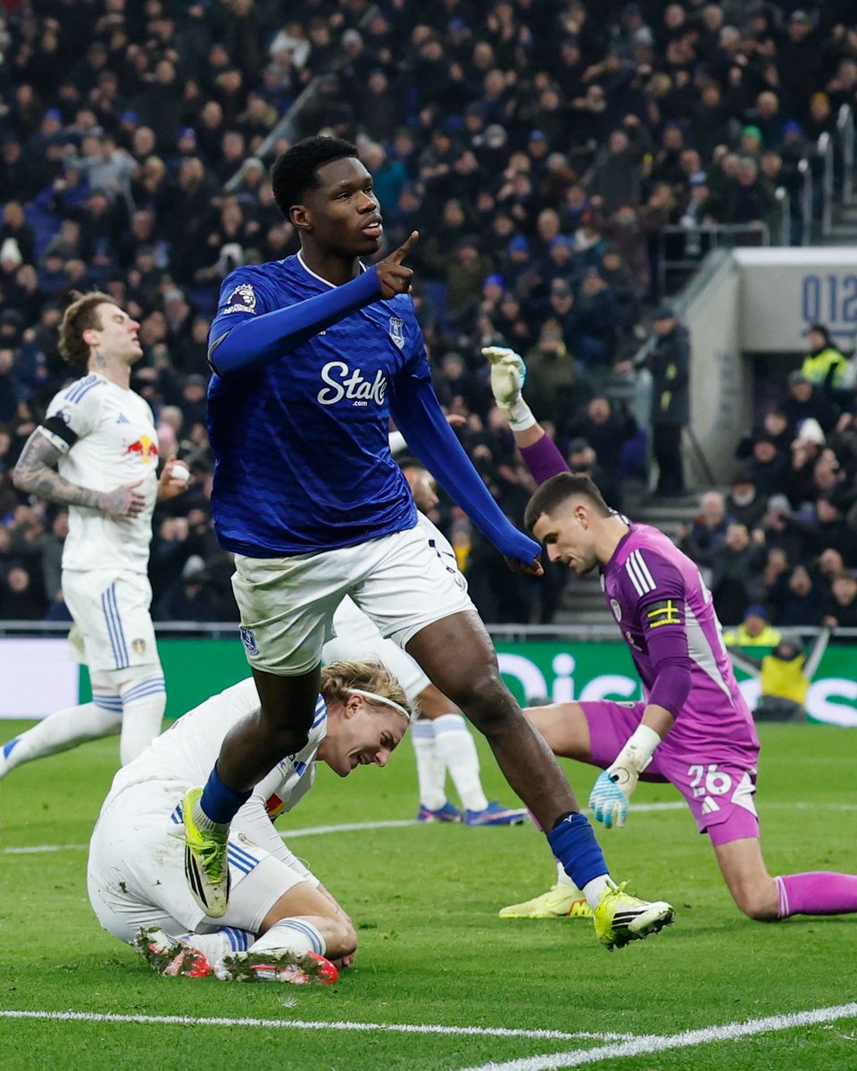premierleague's tweet image. Thierno Barry levels for @Everton 🍬

It’s his fourth goal in his last five appearances 👊