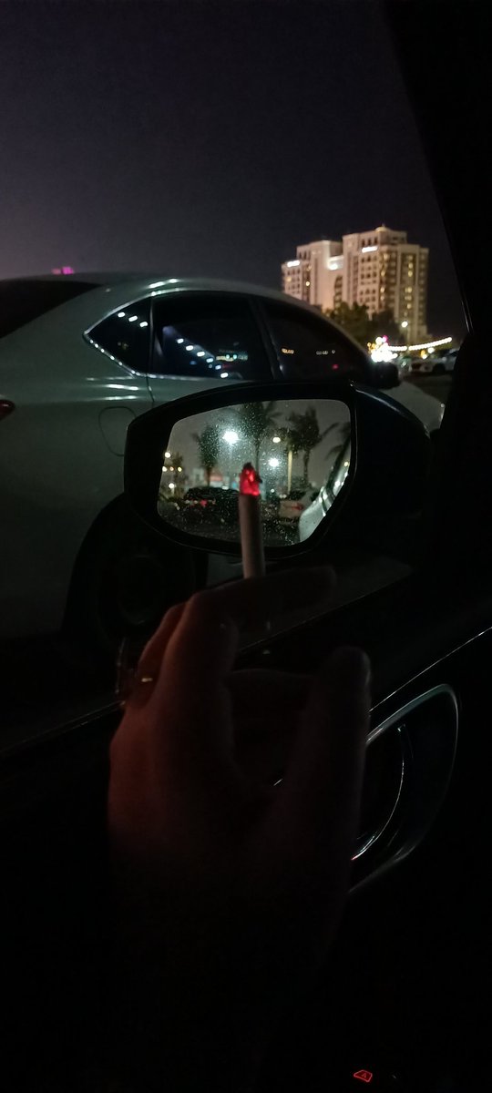 سُلا. tweet media