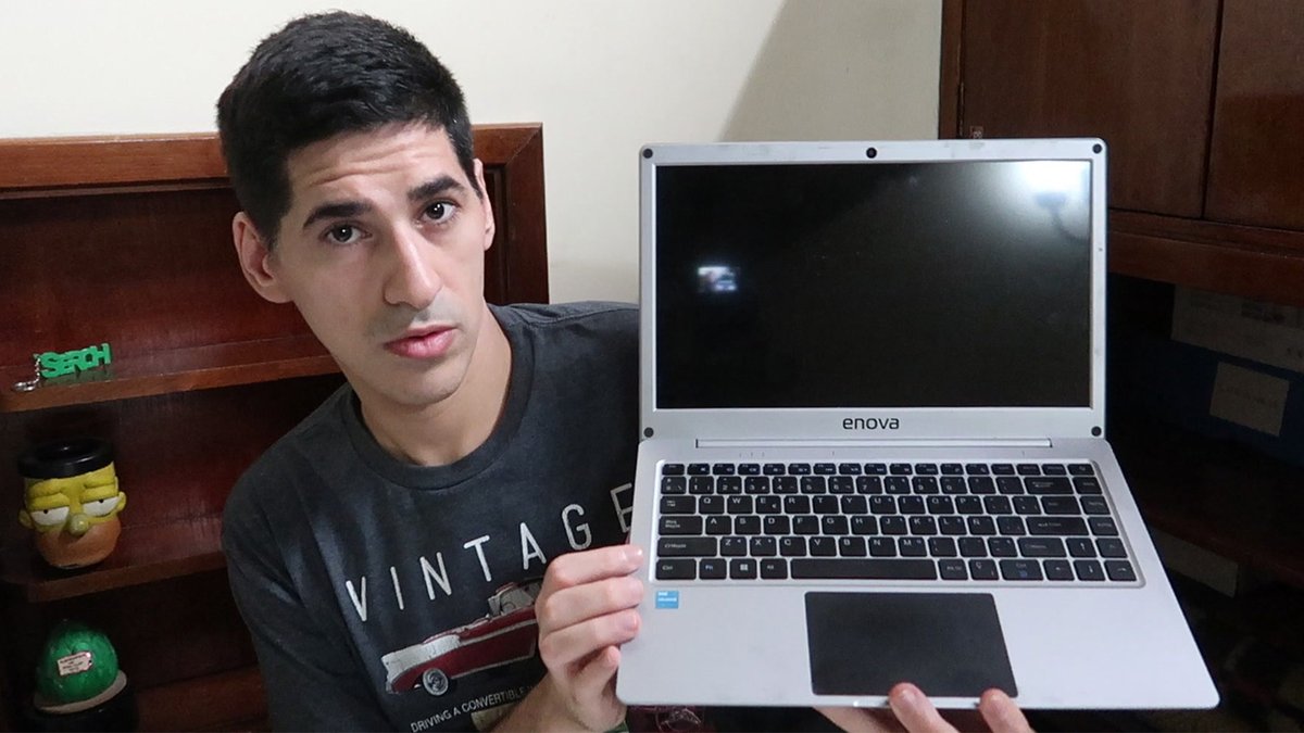 Serch Geek tweet media