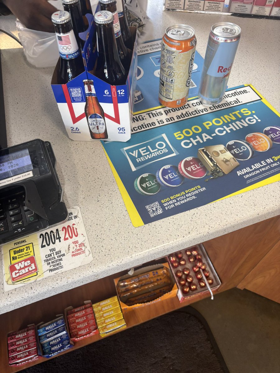 RonManthis's tweet image. First Legal Beer Purchase. How is my form? #21