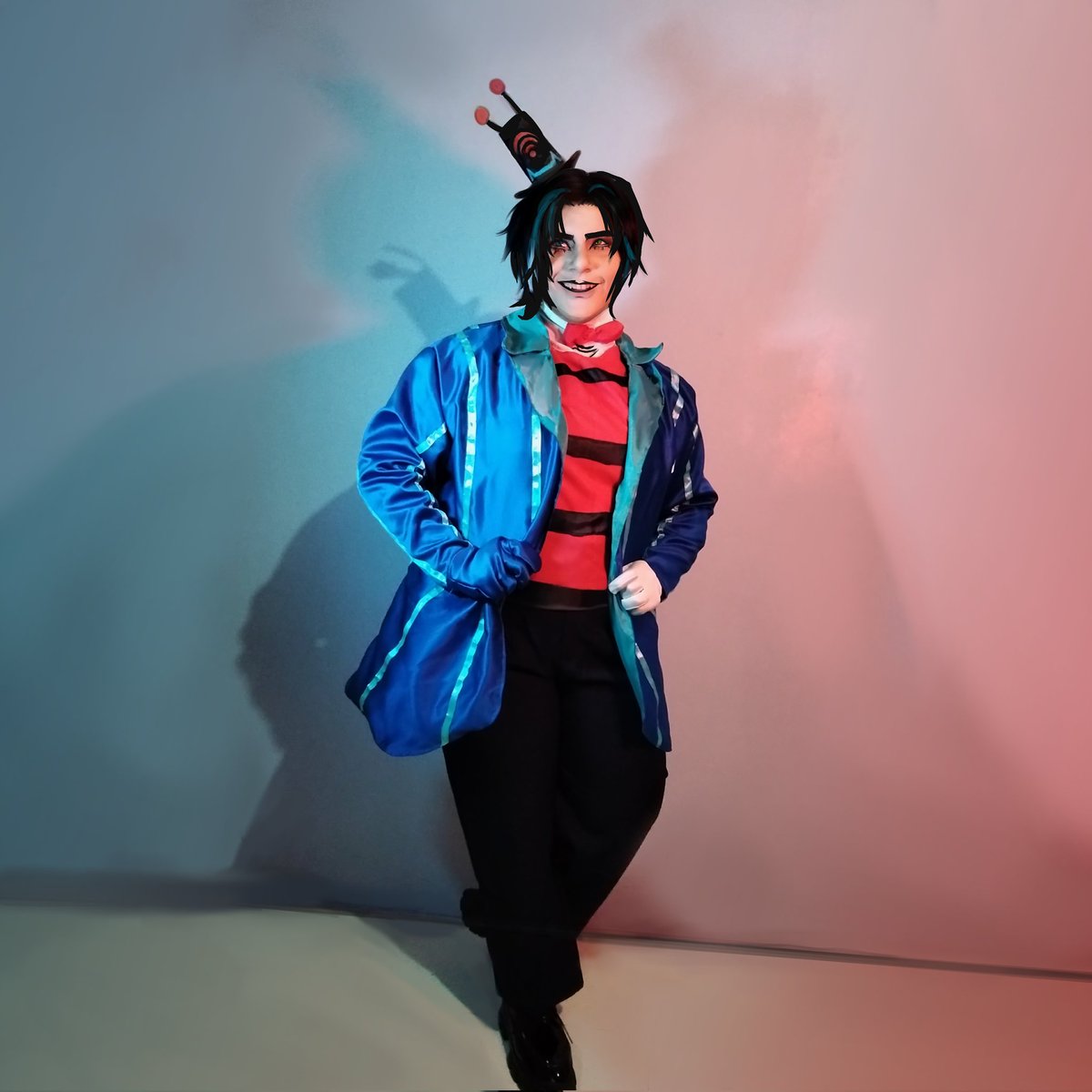 TakanoSenp37506's tweet photo. Big boys don't cry, just conquer!!!
lol
#vox #voxcosplay #HazbinHotel #HazbinHotelVox #cosmaker #cosplay https://t.co/76FCx9mqI7