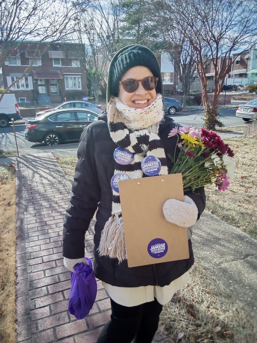 Janeese4DC's tweet photo. Despite the cold weather, y’all showed up! Huge thank you to everyone who petitioned and canvassed on Saturday. We went to so many different wards, and this is just the beginning. If you’d like to join our volunteers, leave a comment on this post and we’ll share the sign up link. https://t.co/w0n3ymIO9Z