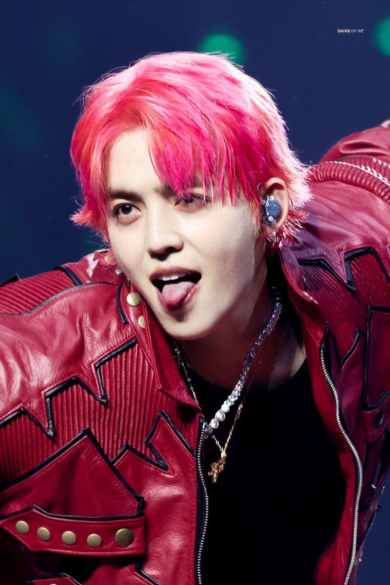 lalaliluvr's tweet image. actually absolutely INSANE.