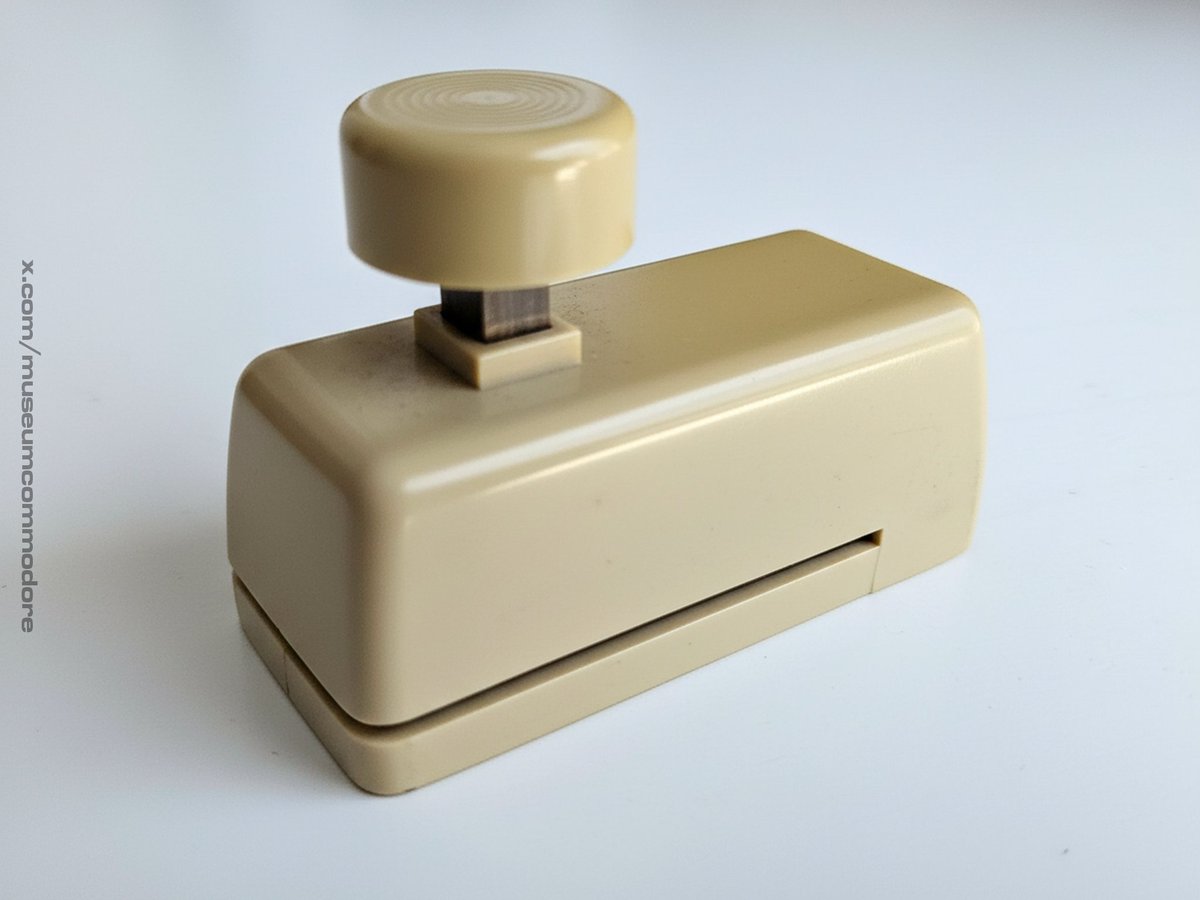 Commodore Computer Museum 🕹 tweet media