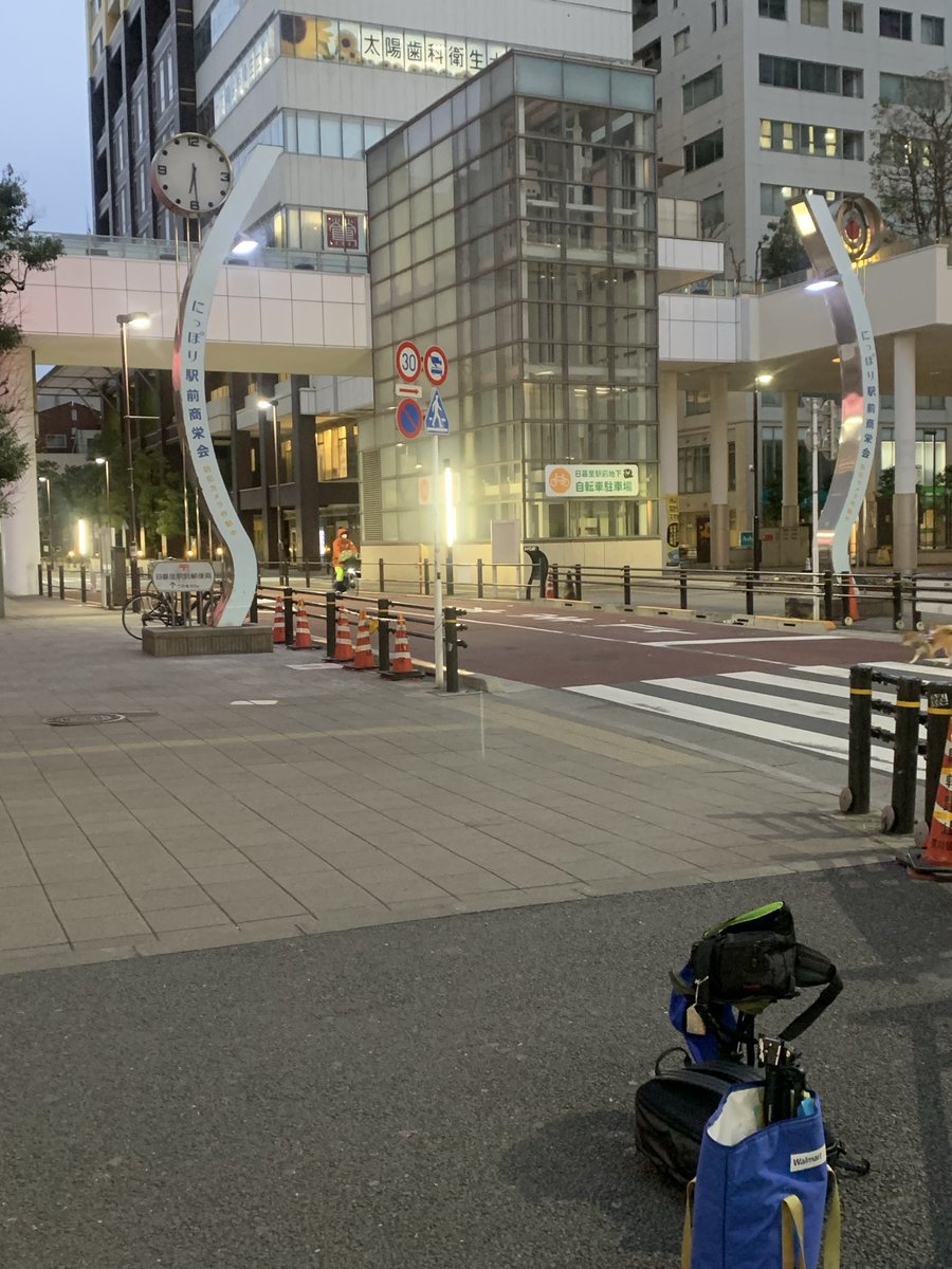 Parro_66's tweet photo. 衆議院選公示日、日暮里 https://t.co/ffyo3bRQMf