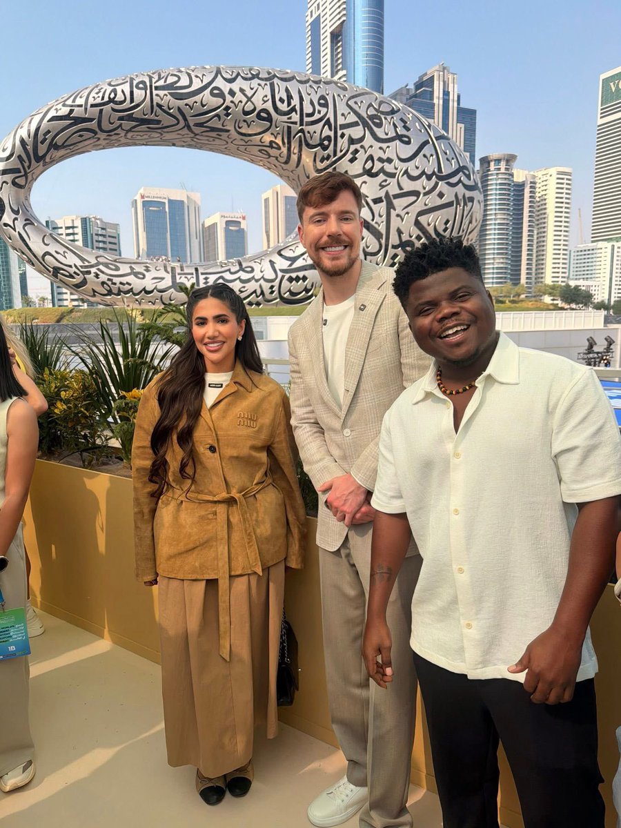 gyaigyimii's tweet image. You don't have to  be Loud to be influential. The perfect role model @wode_maya 🇬🇭❤️