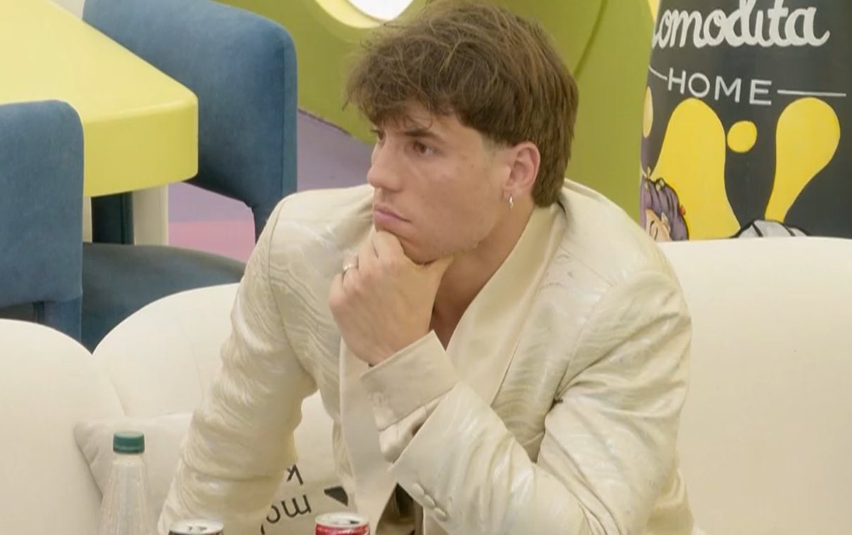 Qa ka moj si hut qe ka met #bbvipks4