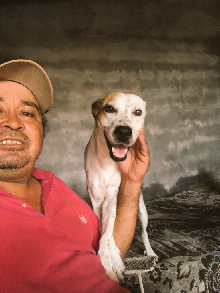 JorgeJaime_1's tweet image. Apoyanos para alimento productos de limpieza bolsas para basura platitos para el alimento etc todo apoyo es importante 🙏🙏