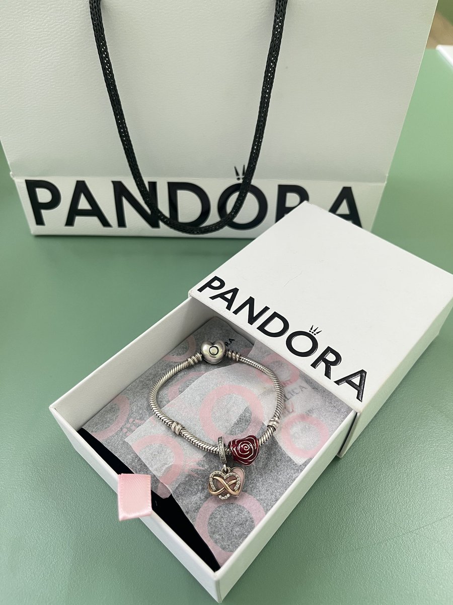 DefBe1994's tweet image. เส้น sliver size 16 1400
ติ้งหัวใจ ♾️ 1600
ชาร์มกุหลาบหัวใจ ❤️ 1800

รับทั้งเส้น 4500 free shipping ✅

มีกล่อง + ถุง (ใบเสร็จ*) 

#pandoraมือ2 #pandoraมือสอง #ส่งต่อpandora #pandora #แพนโดร่า #แพนดอร่ามือ2 #PandoraThailand #pandoraมือ2