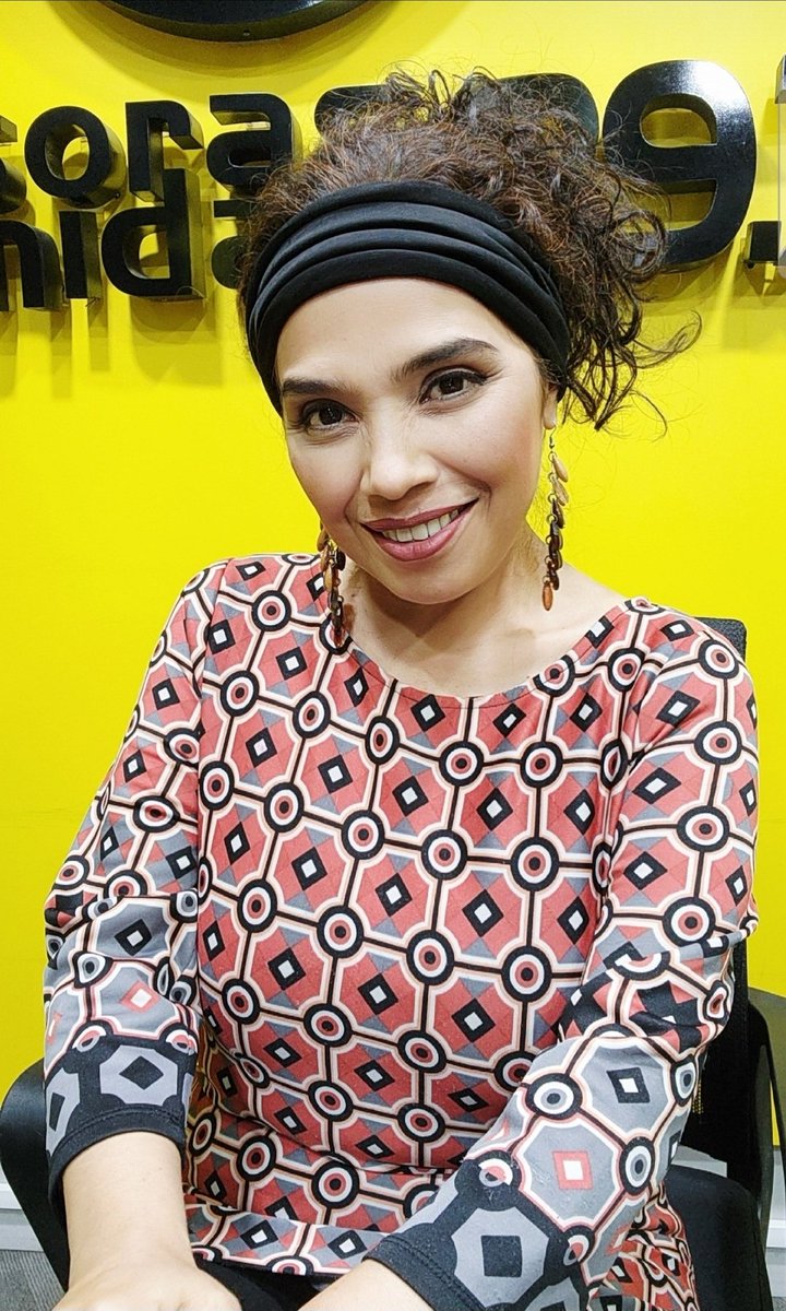 julissa_eu's tweet photo. "Sólo tienes una vida para hacer lo mejor de ella"
#Anónimo 
#ÍntimamenteJulissa
#intimamentejulissa
#HablemosDeSexoConJulissa #JulissaEu #ErotismoHechoPoesía

🎙📻🎧📲 https://t.co/6bIluOxA5W https://t.co/ouRTXB0aBh