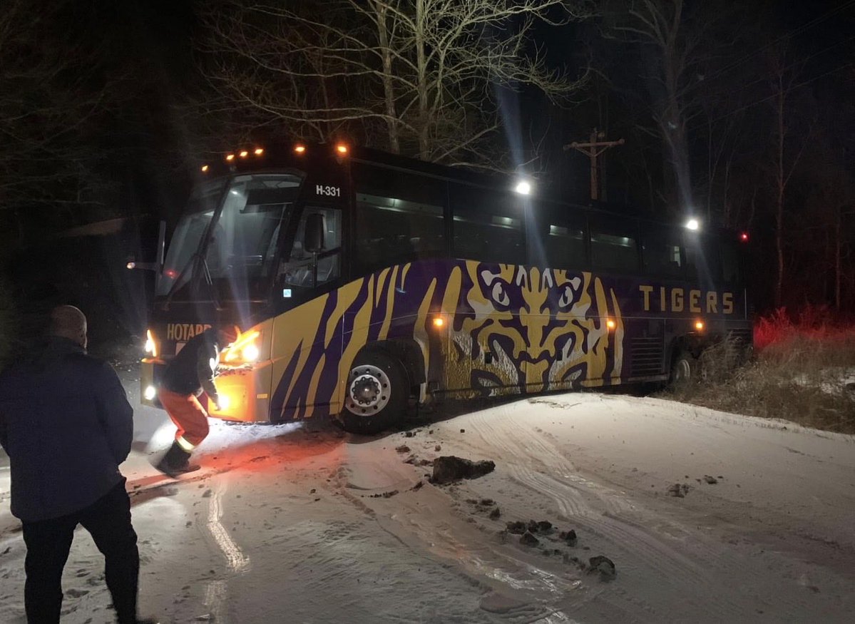 LSU BUS RUNS OFF POLK CO. ROAD: This is on CR 93 in Polk Co, AR near Rocky. No injuries. Not clear what the <a href="/LSUsports/">LSU Tigers</a> bus was doing in this area. We were previously told the men’s hoop team flew into Fayetteville for Saturday’s game,delayed going back, but had already returned.