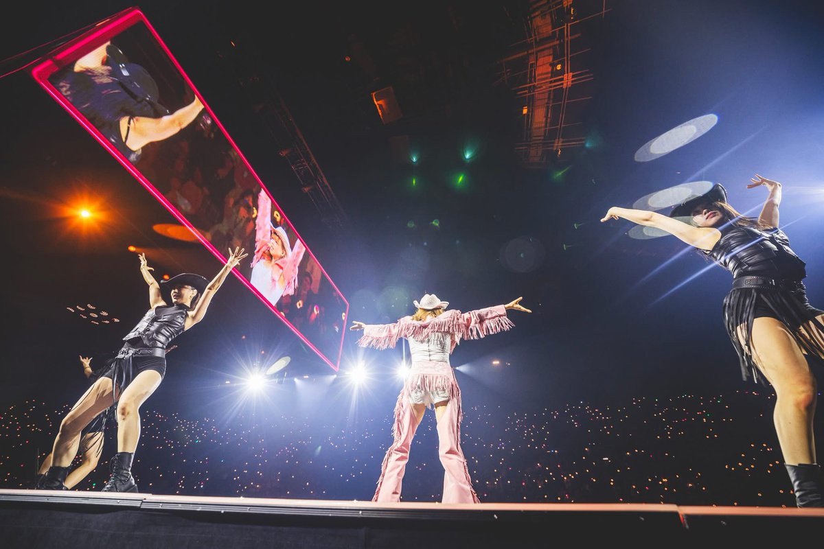 gay married to jeongyeon at sofi tweet media