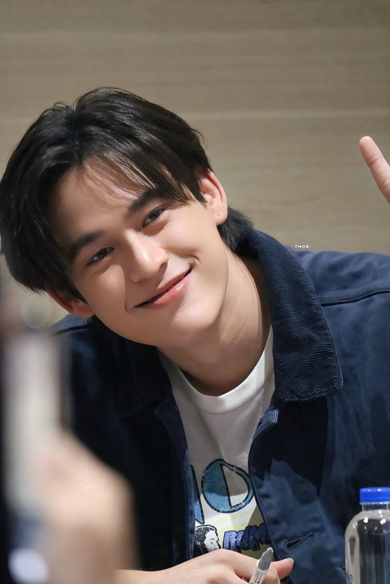 torrrrfunnn1234's tweet image. รับเป็นน้องกวิน หรือ พี่ฟลุ๊ค ดีฮะ🤨

#สนามอ่านเล่น2026xJossGawin
#JossGawin #GawinCaskey