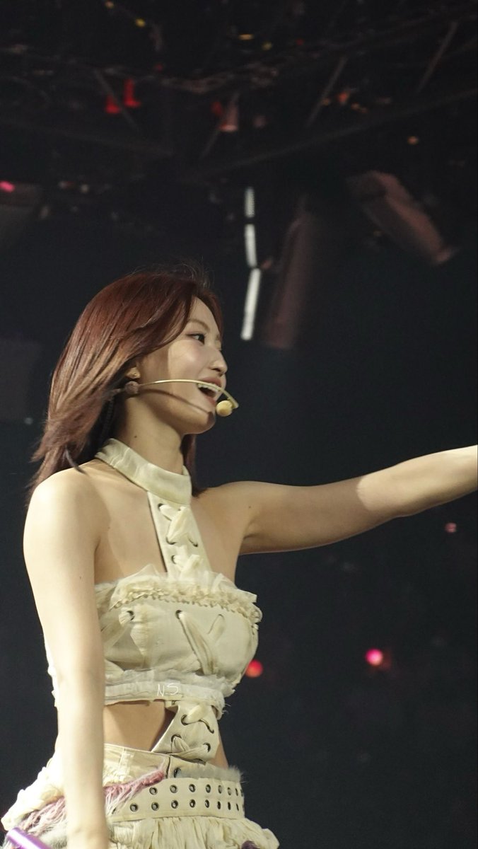 momoページ MOMO #TWICE_THISISFOR_WORLD_TOUR_In_LA #TWICE_THISISFOR_WORLD_TOUR