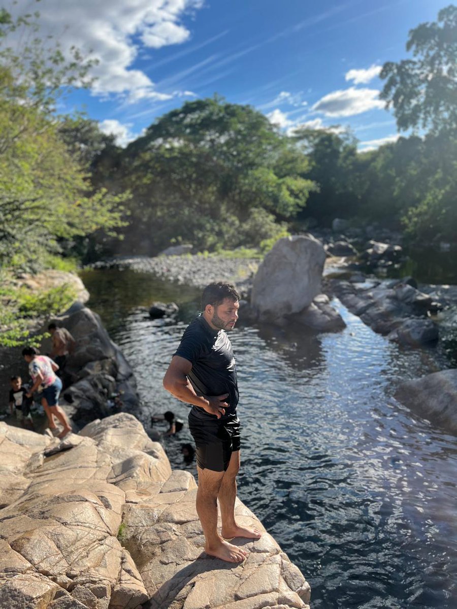Gomezg_22's tweet photo. 🏄‍♂️ https://t.co/f97tgg5w1q