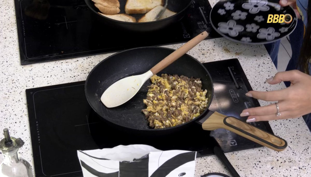 Comeriam esse pãozinho com ovo que a Jordana fez? 🤭 #TeamJordana #BBB26
