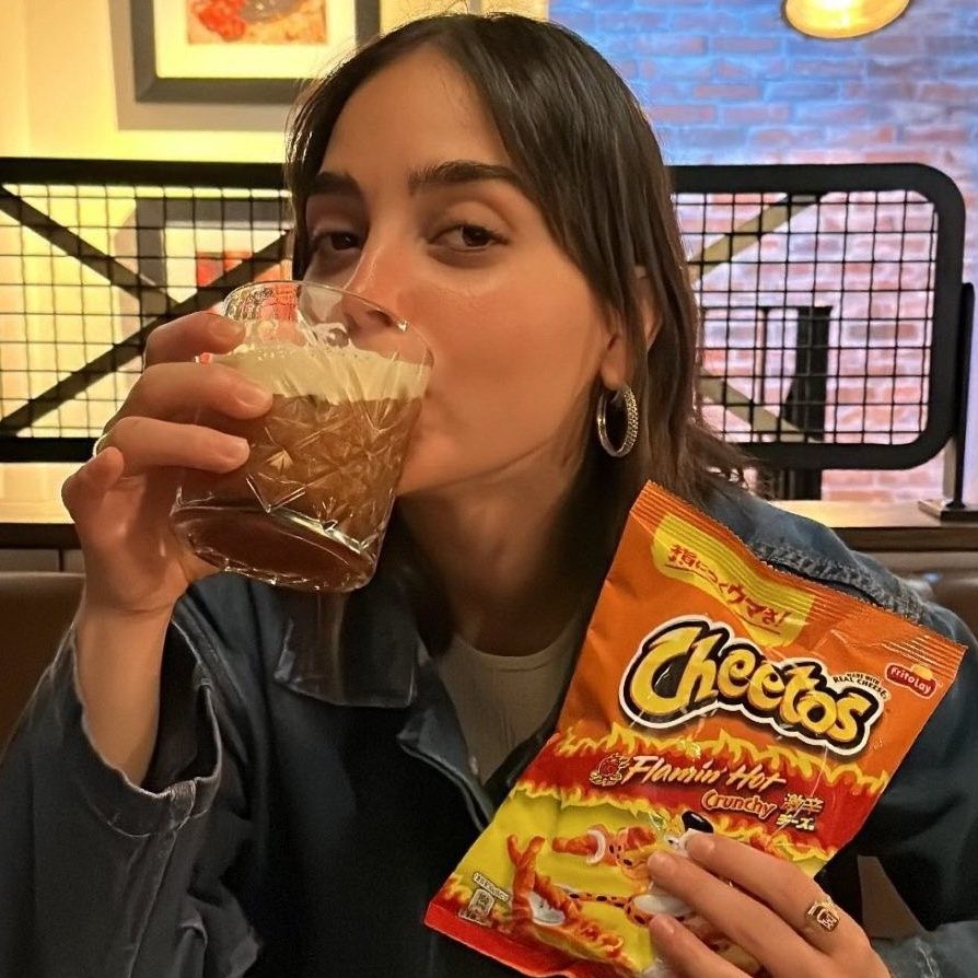 melissa barrera was right fucking there. a MEXICAN actress for a MEXICAN role. but yeah sure let’s just rewrite her to be white for a white actress!