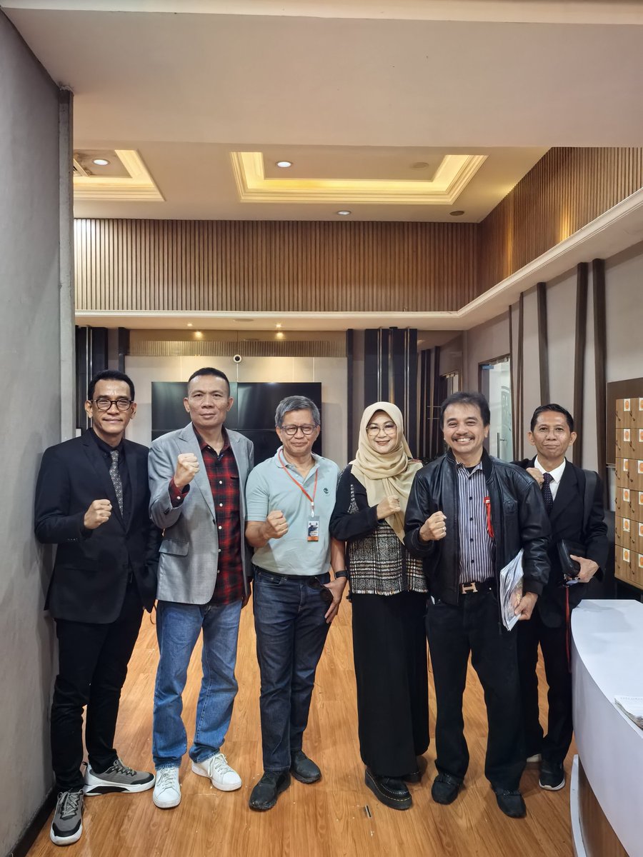 MEMBERSAMAI BANG ROCKY GERUNG SEBAGAI AHLI DI POLDA METRO JAYA