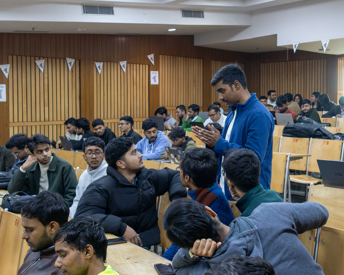 HackQuest tweet media