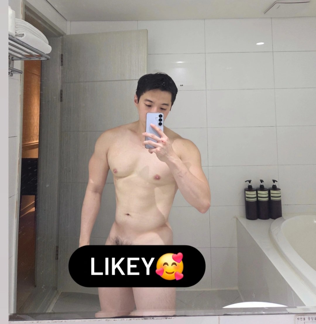 mozzi93's tweet image. 실제로 보면 이거보다 하얗다ㅋㅋㅋ
(디엠 너무 많이 와서 라이키에서 소통할게요🥰)
linkpota.to/93_mozzi