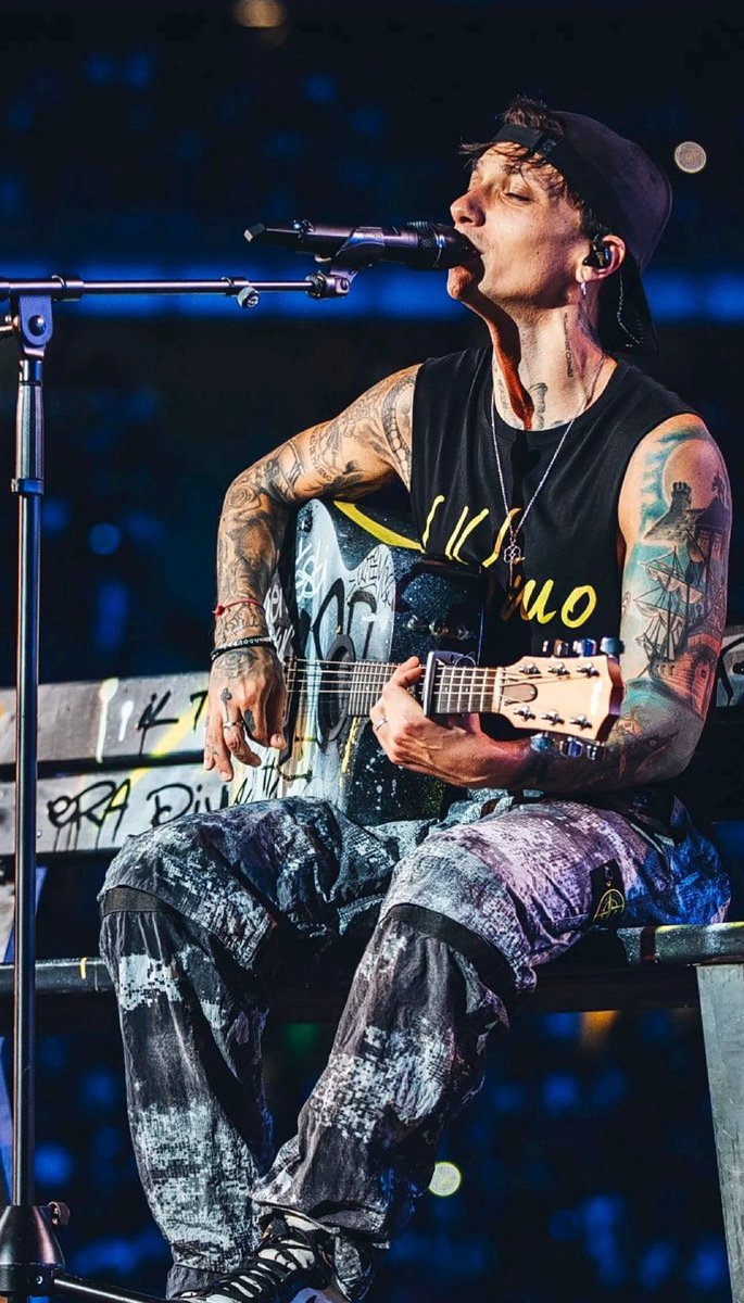 Gabry 🐧🩺🎶🔑 tweet media