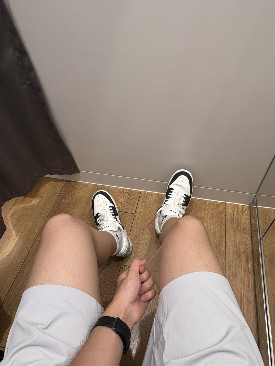 冷调日落 tweet media