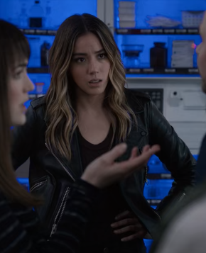 the face of a woman who despite being friends with fitzsimmons for close to 7 yrs still cant understand them when they go on their little tangents/rants