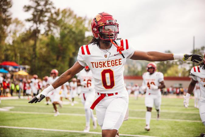 CalebJosep10577's tweet image. Blessed to receive an offer from @SkegeeFootball 
#JUCOPRODUCT