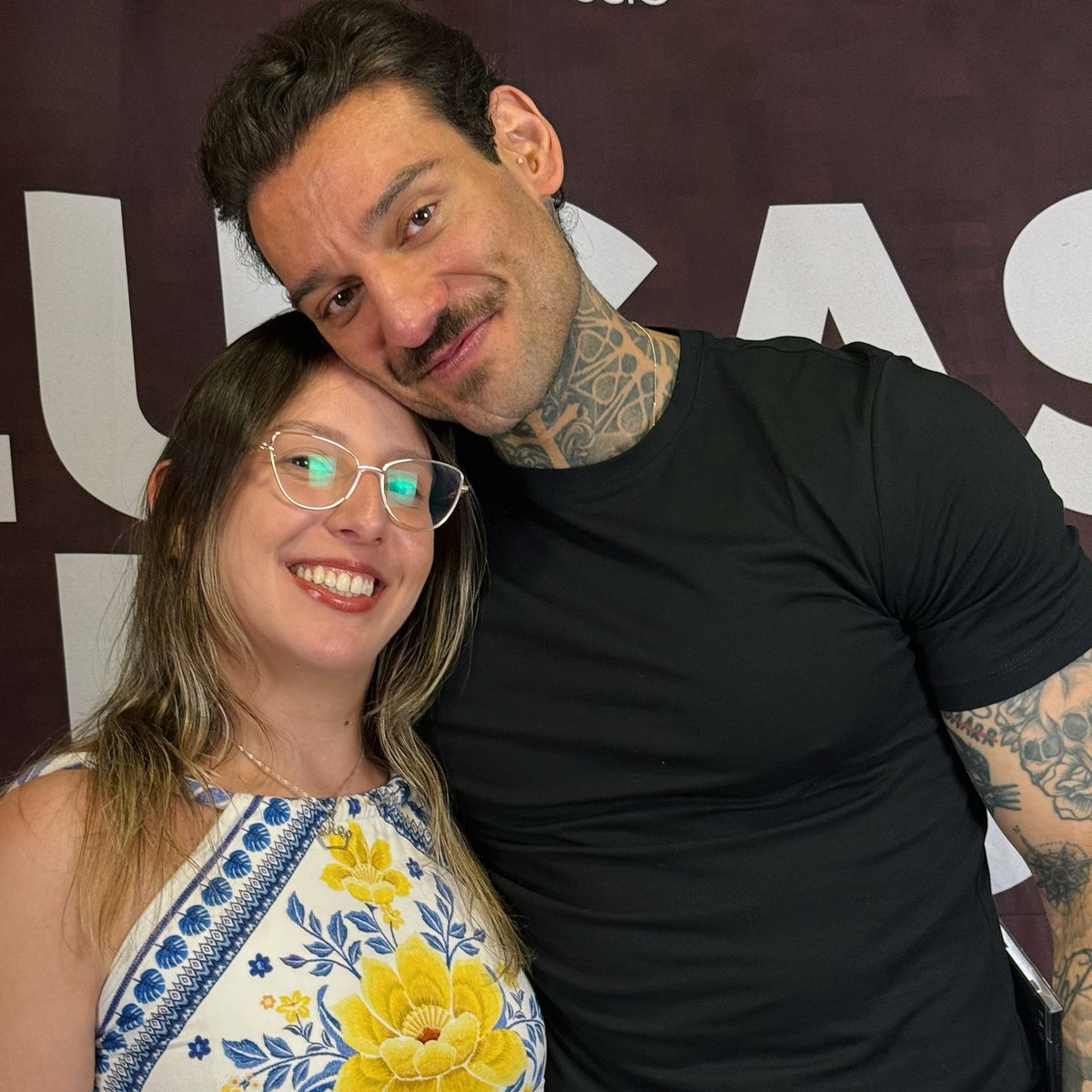eternoserall's tweet photo. Esse último show me fez voltar ao amor sincero e mais puro que tive em muitos anos 
Como amo amar você @lucaslucco https://t.co/E0M87siYL0