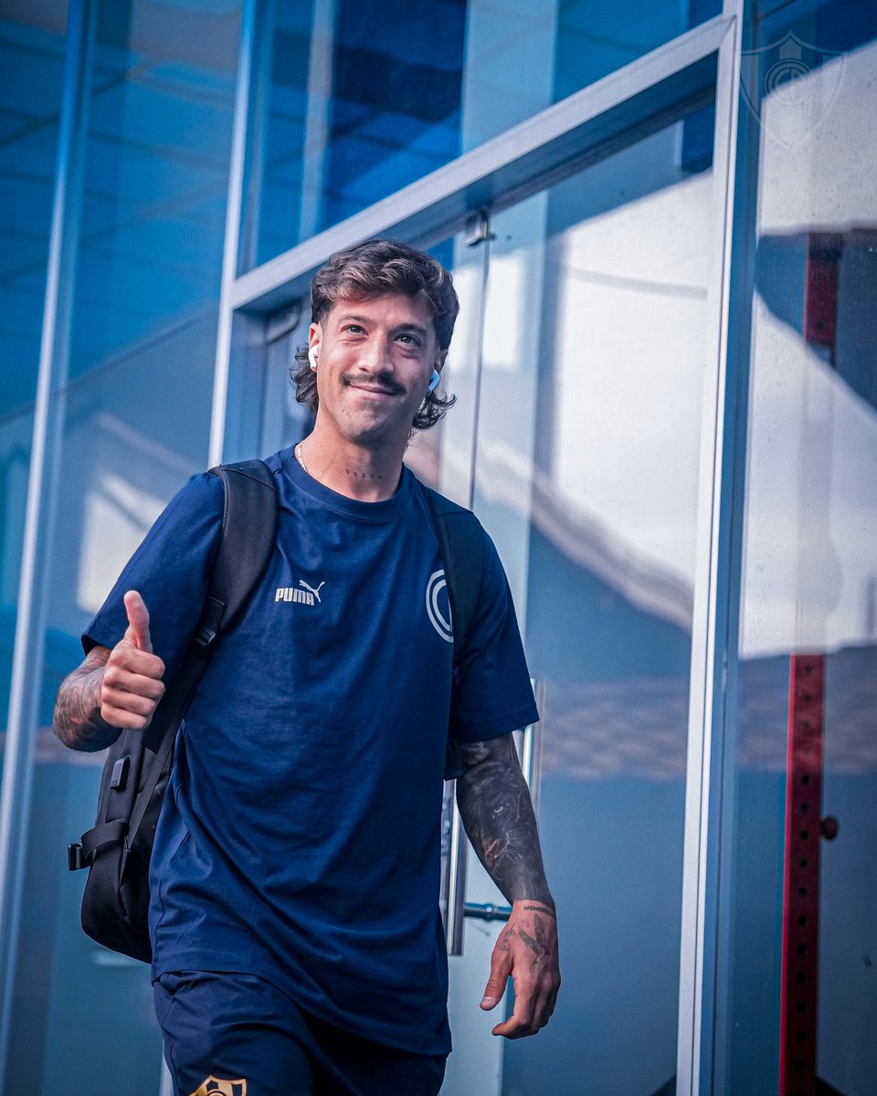 ¿El 11?

Ahí les va…

Alexis Arias
——
Fabricio Domínguez 
Gustavo Velázquez 
Matías Pérez 
Blas Riveros 
——
Carlos Franco
Jorge Morel
Robert Piris Da Motta
Ignacio Aliseda 
——
Juan Iturbe
Pablo Vegetti

<a href="/ABCDeportes/">ABC Deportes</a> — <a href="/ABCCardinal/">ABC Cardinal 730 AM</a>