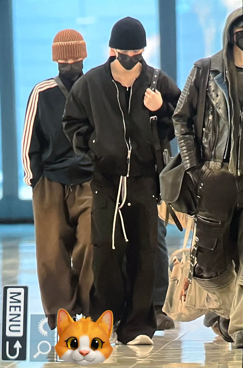 윰윰🐱🦦 tweet media