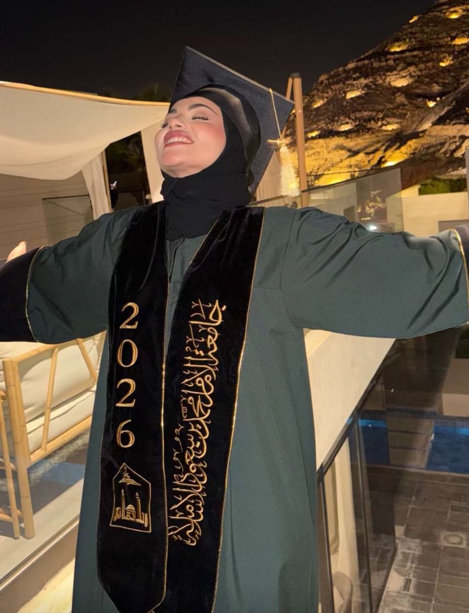 lhell5y's tweet image. 